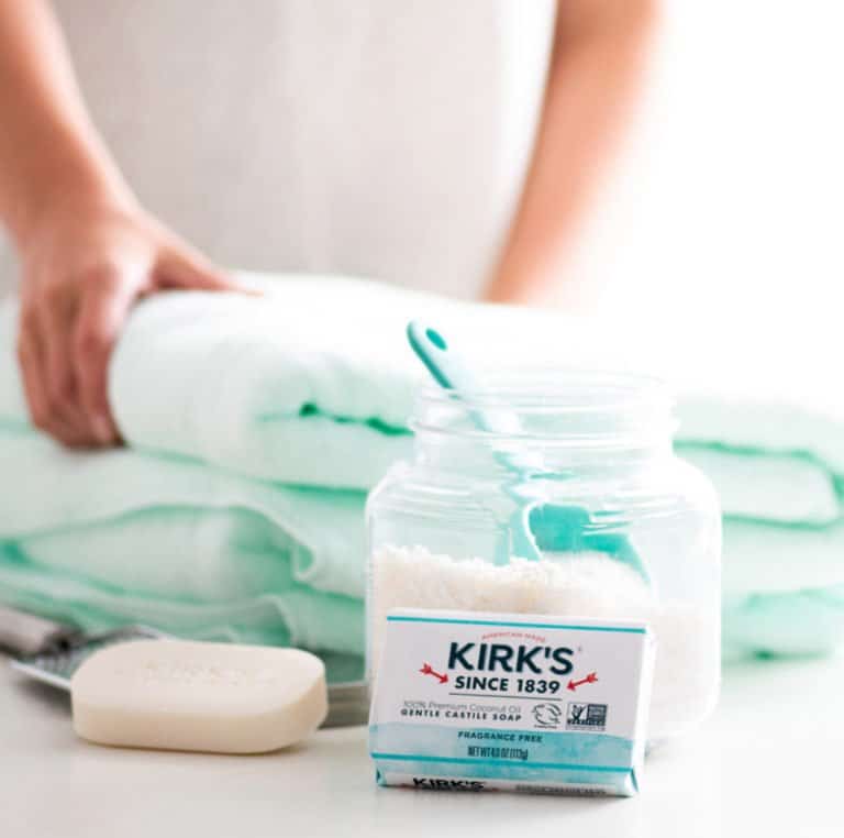 Kirk’s Natural Soap Powder Laundry Detergent